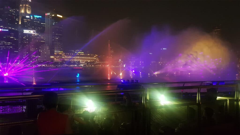 The Spectacular Spectra Light Show at Marina Bay Sands