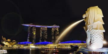 where is the merlion in singapore located?